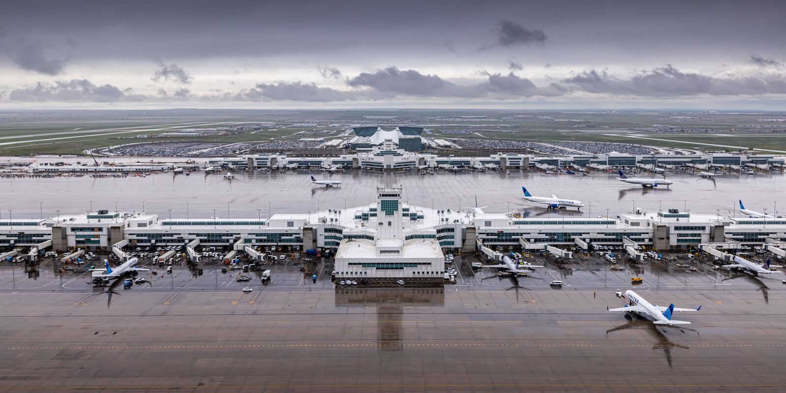 Taxiway EE Construction, Denver International Airport