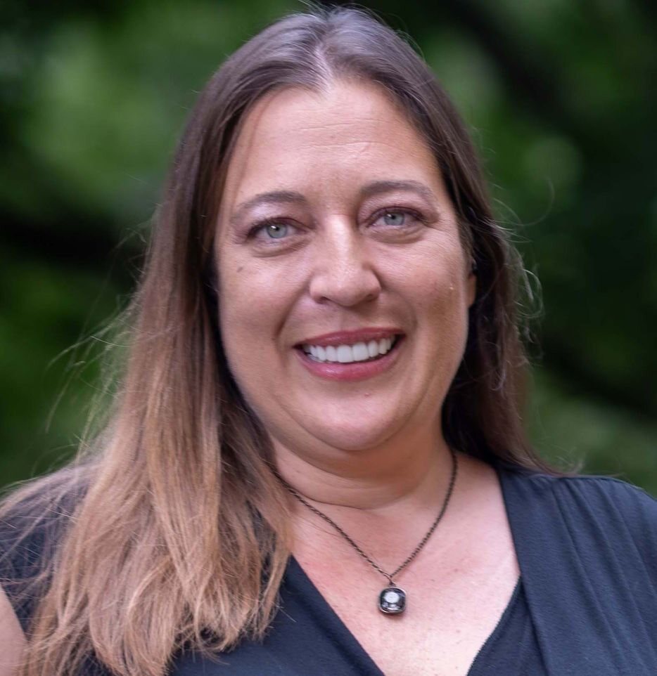 Portrait of Wendy Pearce